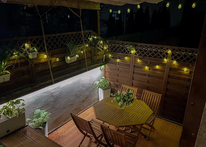 Piekny Z Ogrodkiem I Tarasem & Parking By Renters Apartment Poznan