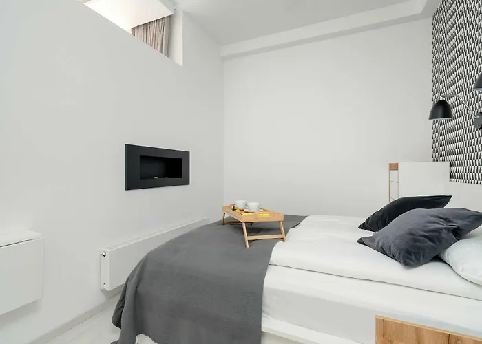 Apartment Piekny Z Ogrodkiem I Tarasem & Parking By Renters